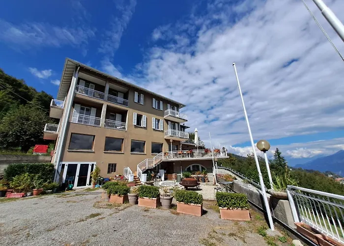 Inn Provinciale 79 *