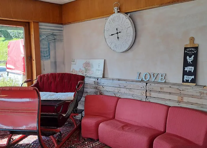 Provinciale 79 Gasthof Magreglio
