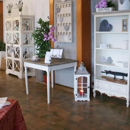 Provinciale 79 Zajazd Magreglio