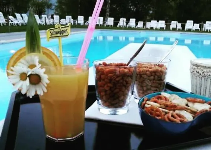 אורחן Provinciale 79 *