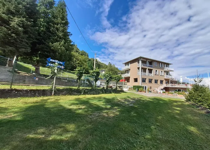 אורחן Provinciale 79 *